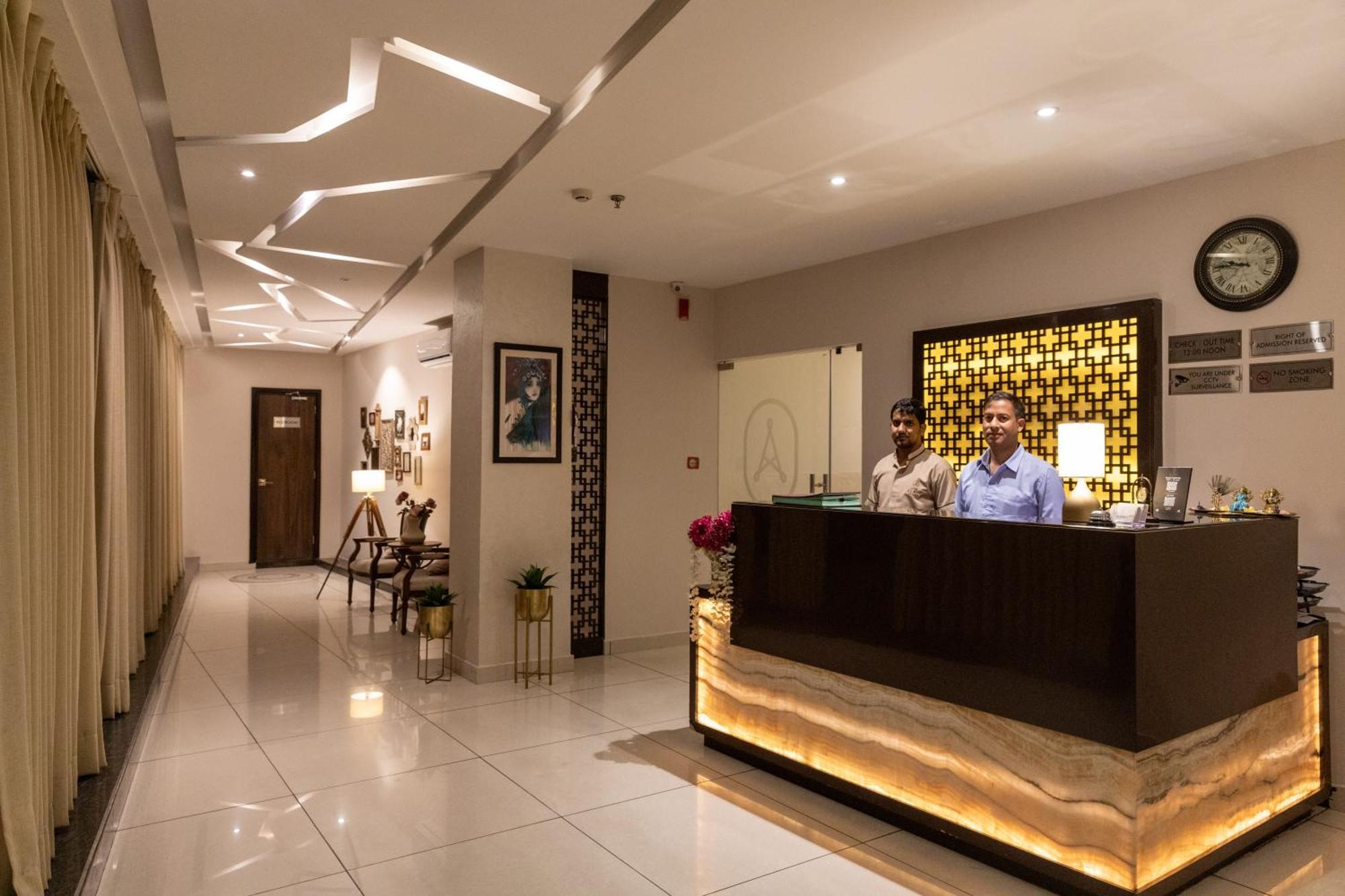 Hotel Alaya Dehradun Buitenkant foto